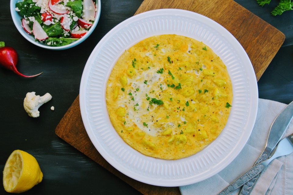 Liečivá karfiolová omeleta s kurkumou