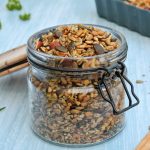 Slaná granola z orechov a semienok